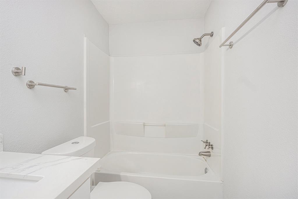 13750 Shirebrook Drive, Sugar Land, Texas image 25