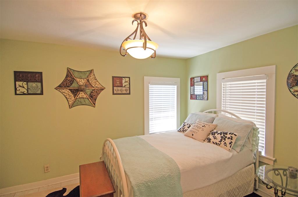 200 E Lubbock Street, Brenham, Texas image 13