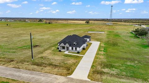 A home in Angleton