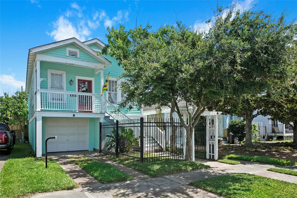 4213 Avenue T 1/2, Galveston, Texas image 36