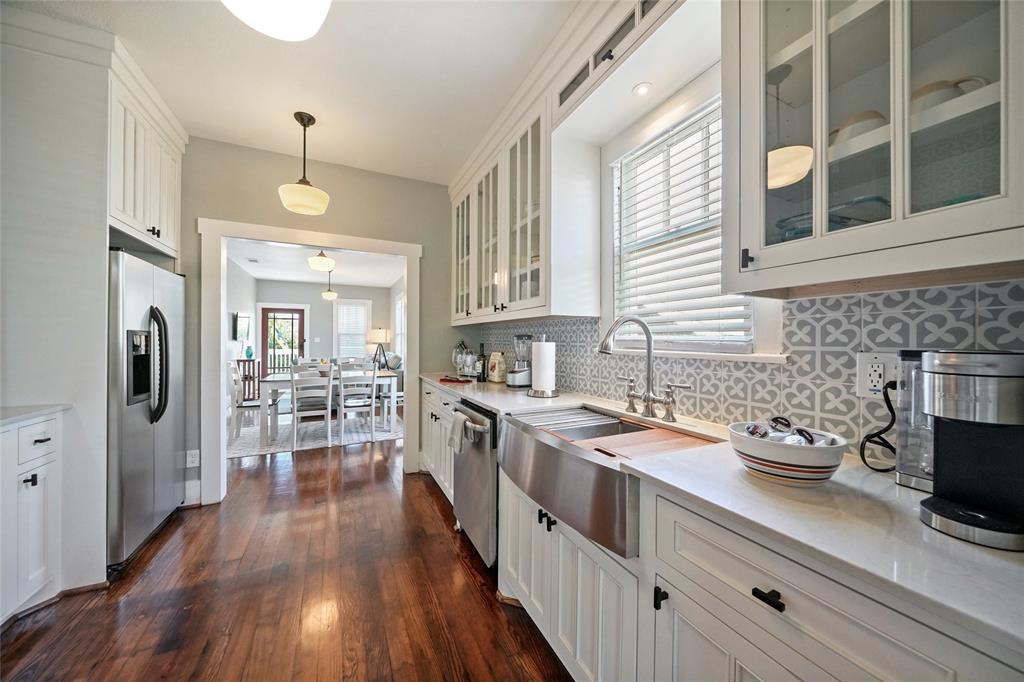 4213 Avenue T 1/2, Galveston, Texas image 13