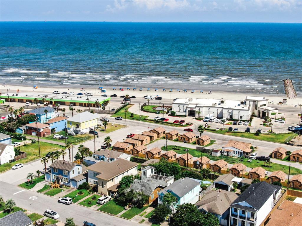 4213 Avenue T 1/2, Galveston, Texas image 41