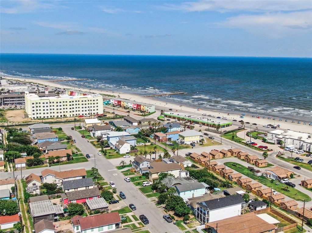 4213 Avenue T 1/2, Galveston, Texas image 42