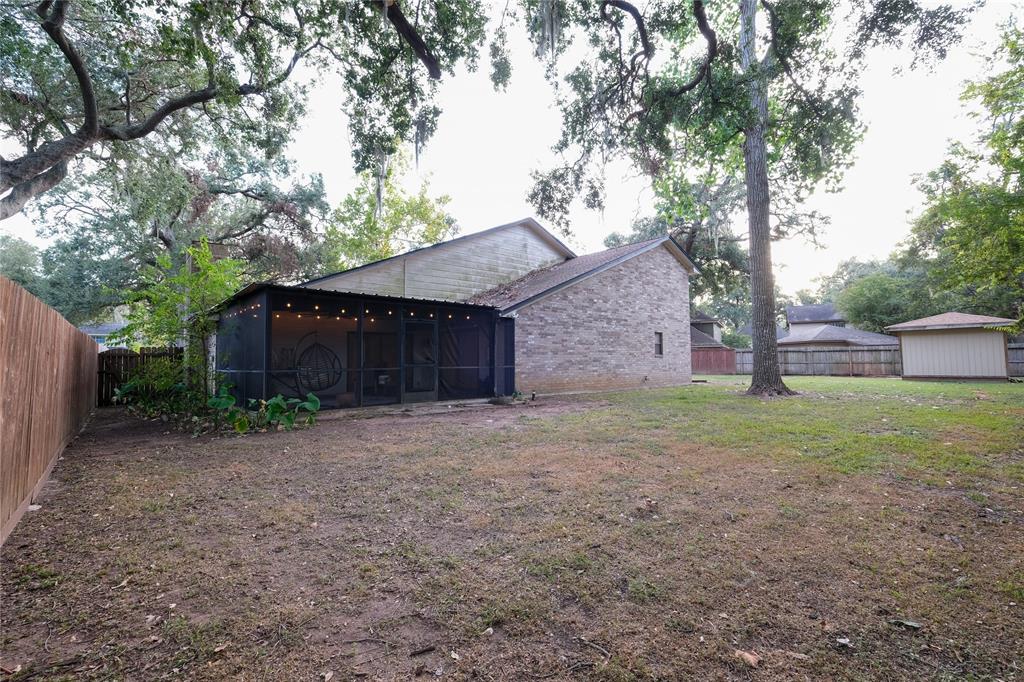 103 Wedgewood Street, Lake Jackson, Texas image 35