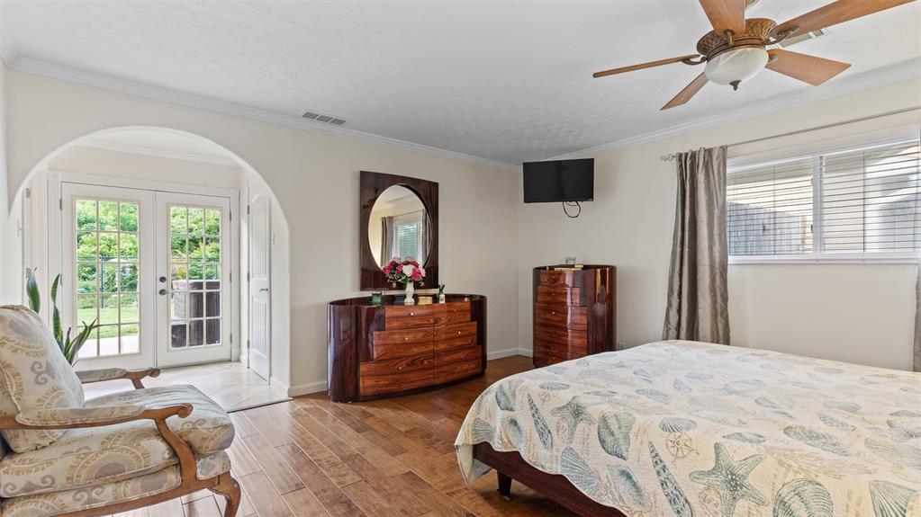 806 Hackberry Street, La Porte, Texas image 16