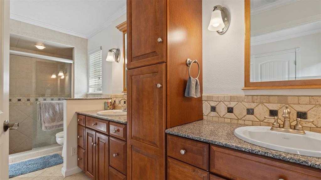 806 Hackberry Street, La Porte, Texas image 18