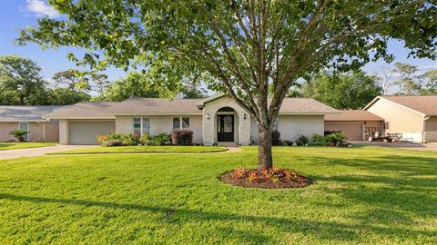 806 Hackberry Street La Porte TX 77571