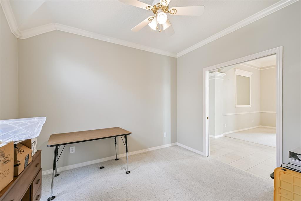 314 Parkwood Village Drive, Friendswood, Texas image 9