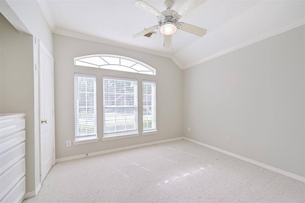 314 Parkwood Village Drive, Friendswood, Texas image 29