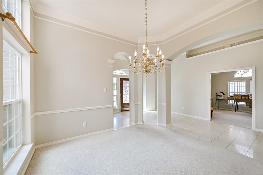 314 Parkwood Village Drive, Friendswood, Texas image 6
