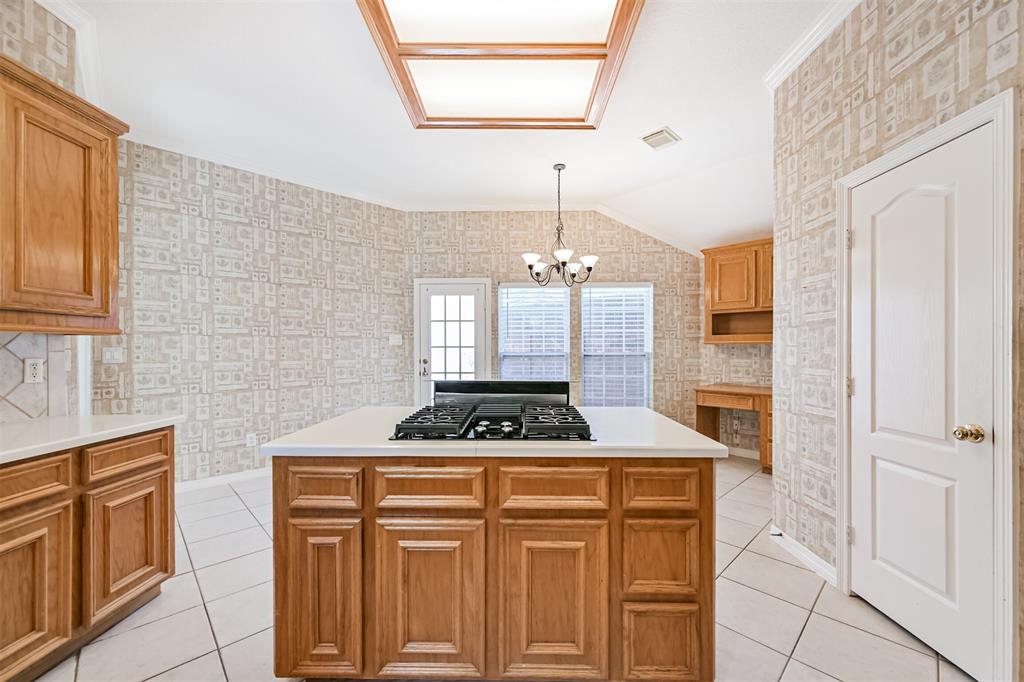 314 Parkwood Village Drive, Friendswood, Texas image 21