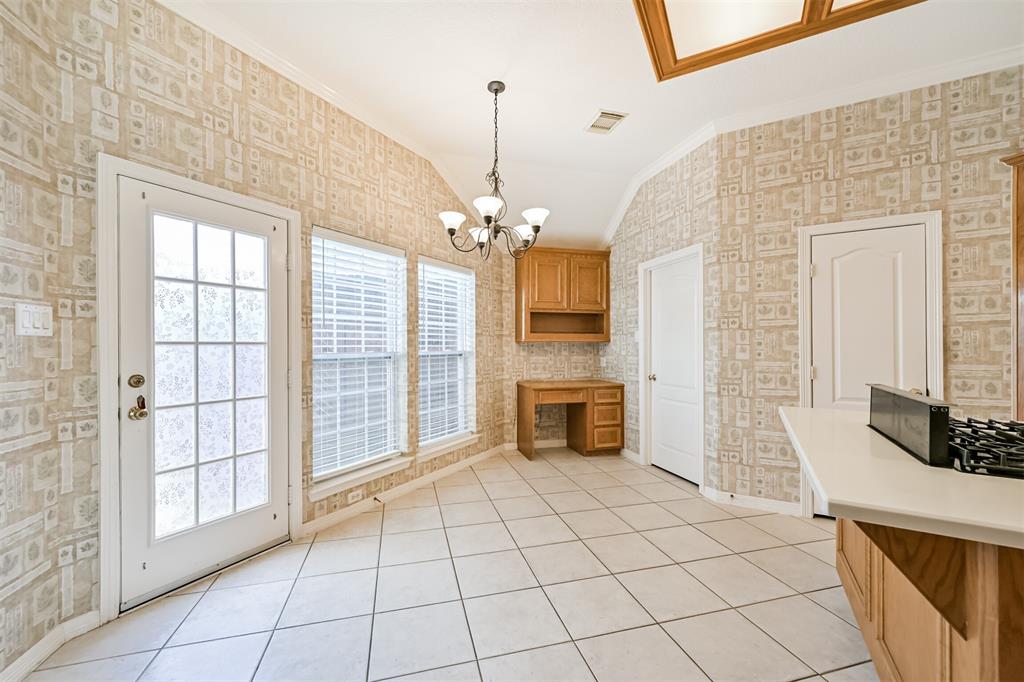 314 Parkwood Village Drive, Friendswood, Texas image 22