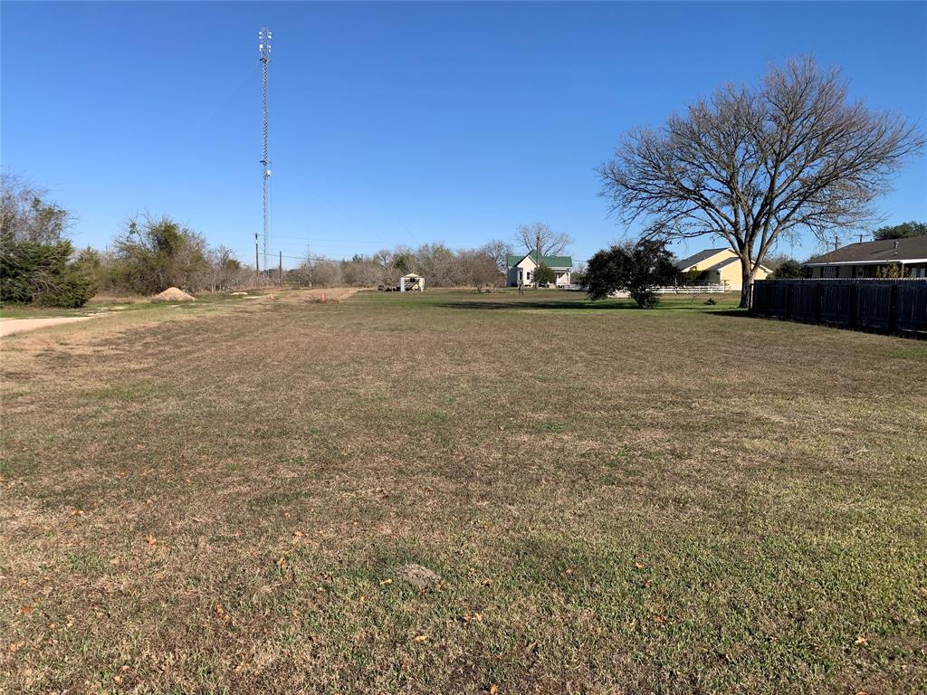 306 Matula Avenue, Schulenburg, Texas image 4