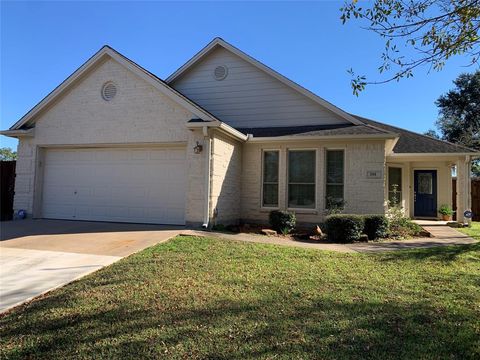 A home in Schulenburg