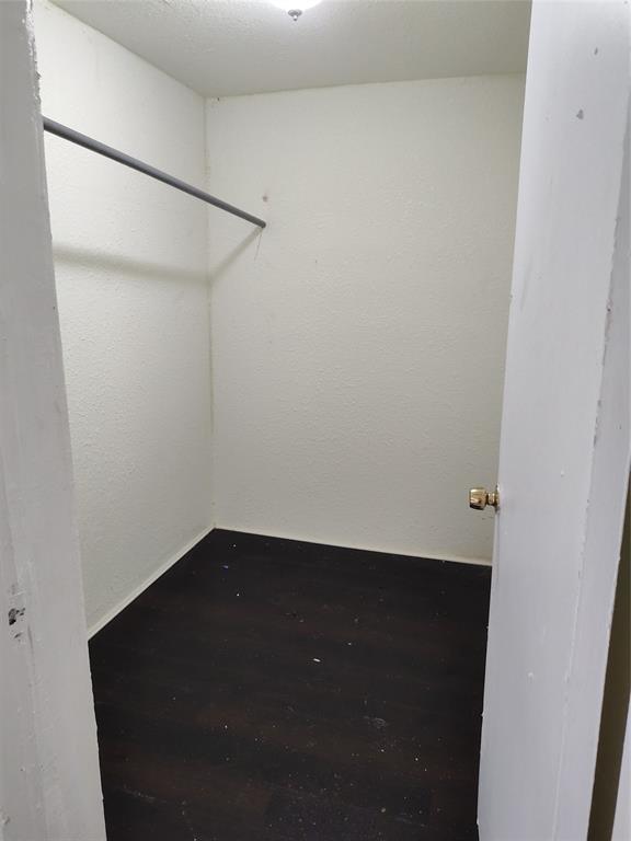 527 W 6th Street, Freeport, Texas image 10