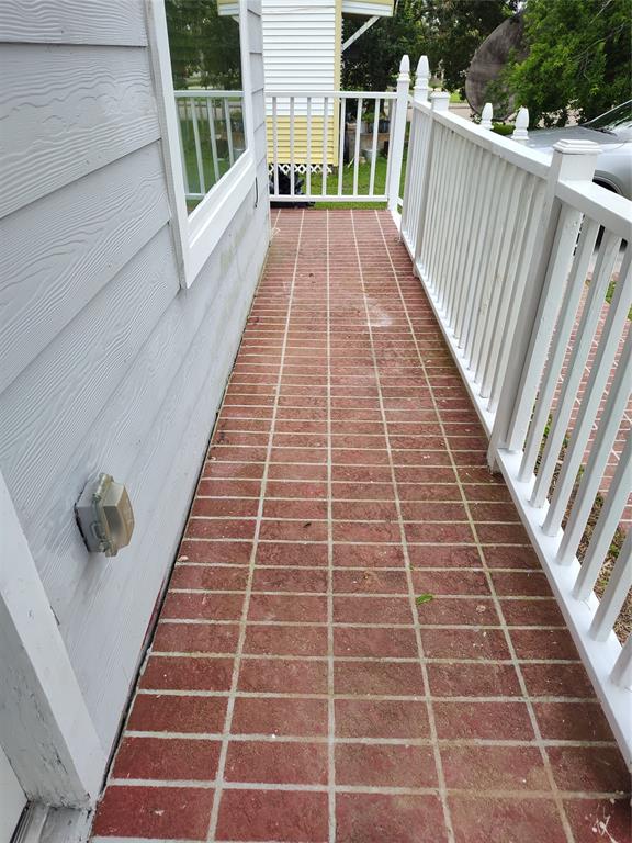 527 W 6th Street, Freeport, Texas image 21