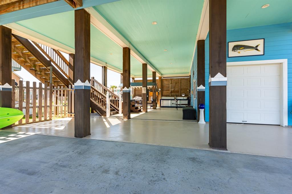 967 Palm Ridge Drive, Crystal Beach, Texas image 30