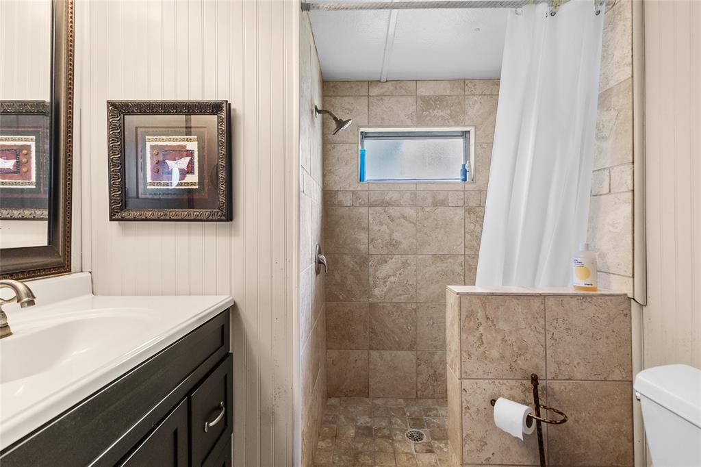 122 N Panuco Drive, Trinity, Texas image 10