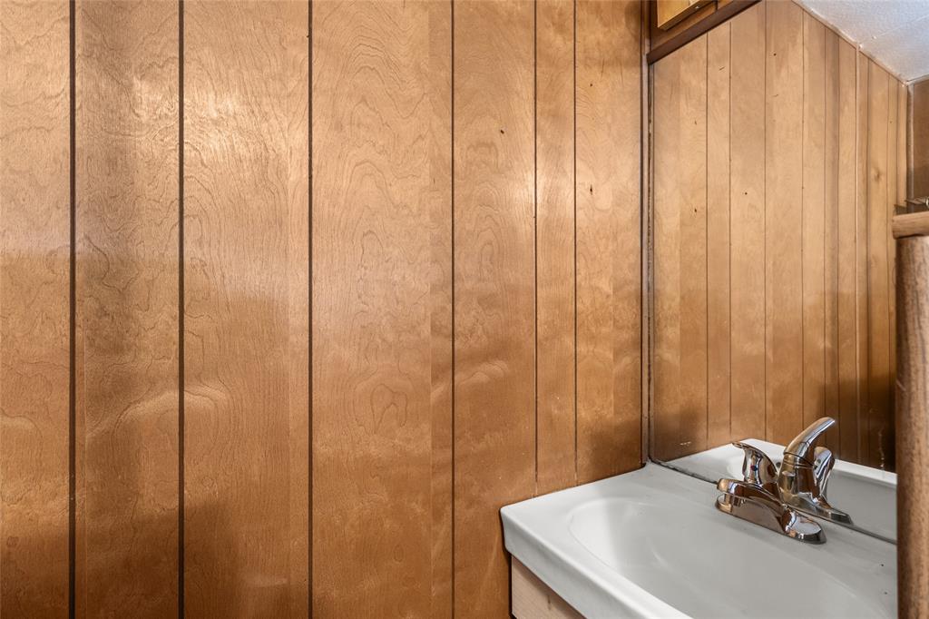 122 N Panuco Drive, Trinity, Texas image 12