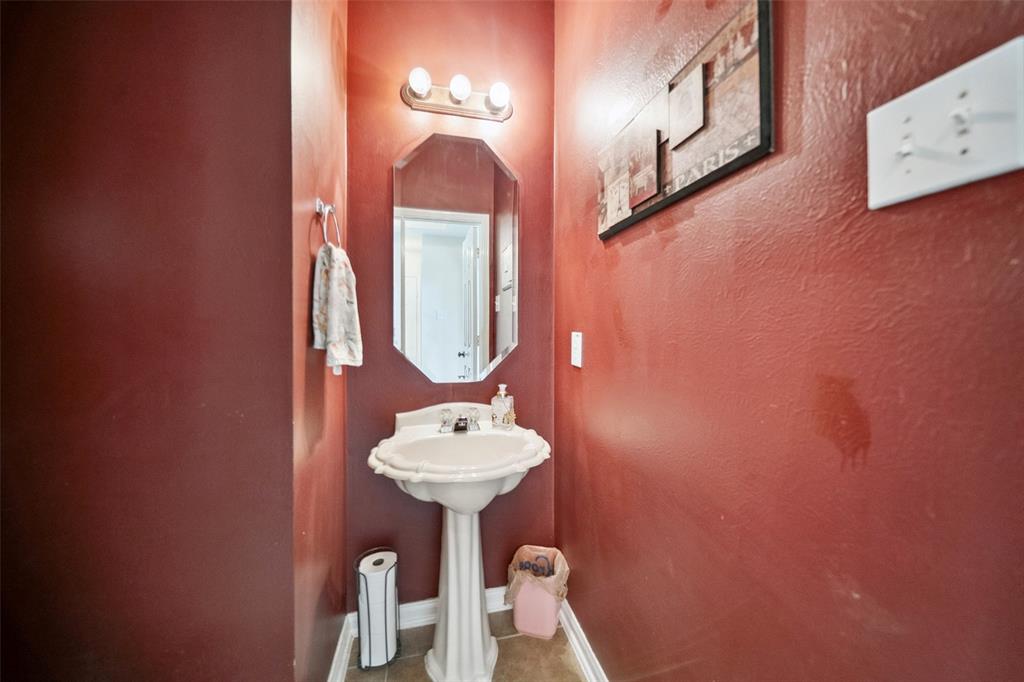 207 Burris Park Drive, Spring, Texas image 22