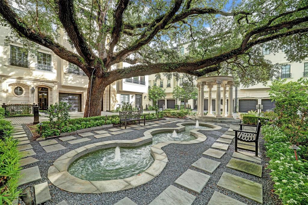 View Houston, TX 77005 townhome