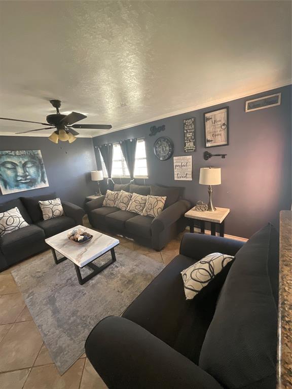 325 Eldridge Drive, Beaumont, Texas image 1