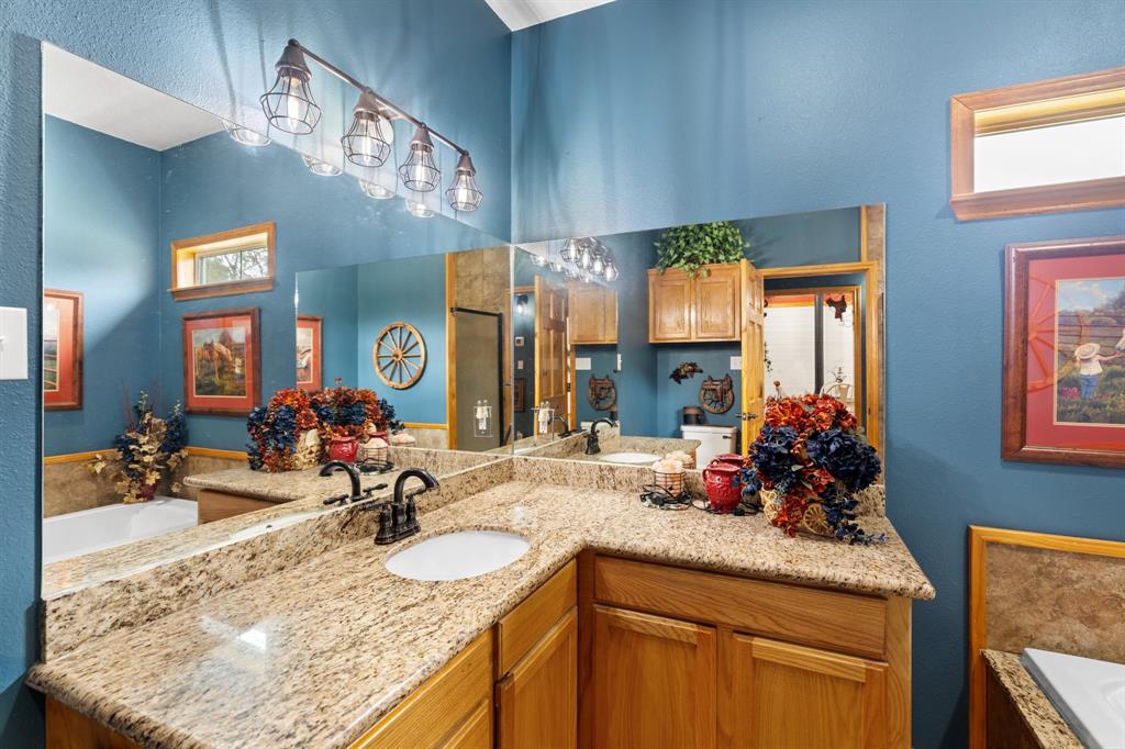 124 Slade Road, Livingston, Texas image 23
