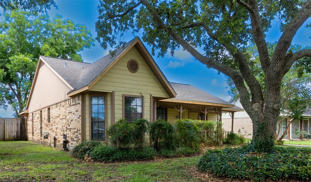 405 Tudor Court