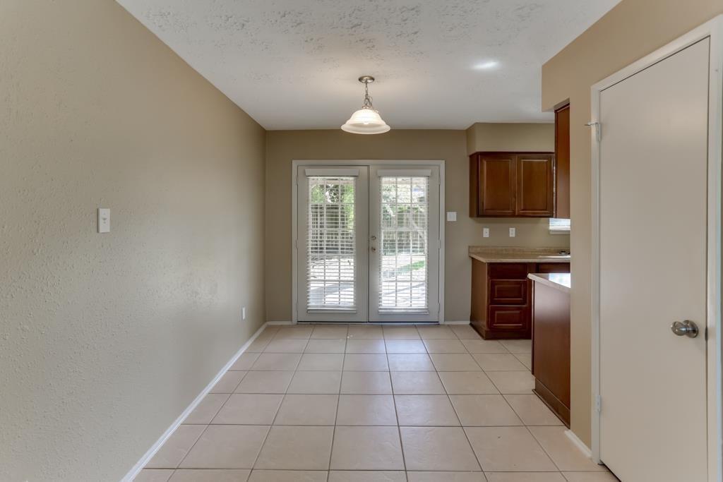 19934 Burle Oak Drive, Humble, Texas image 4