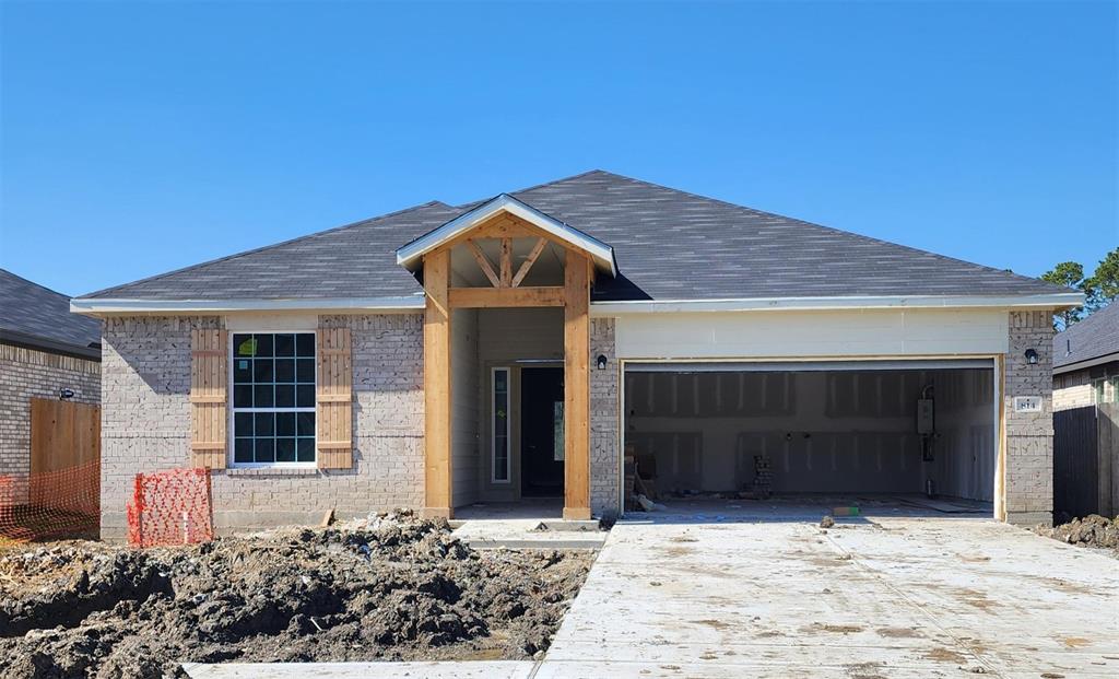 814 White Pine Haven Lane, Crosby, Texas image 1