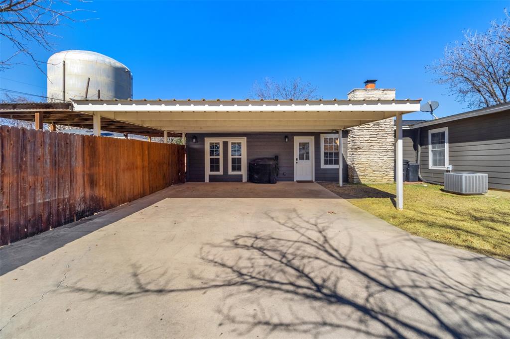 110 N Willis Street, Lampasas, Texas image 28