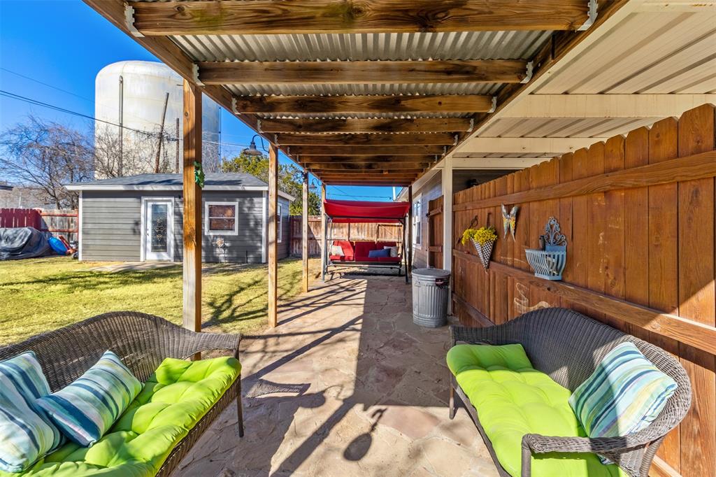 110 N Willis Street, Lampasas, Texas image 35