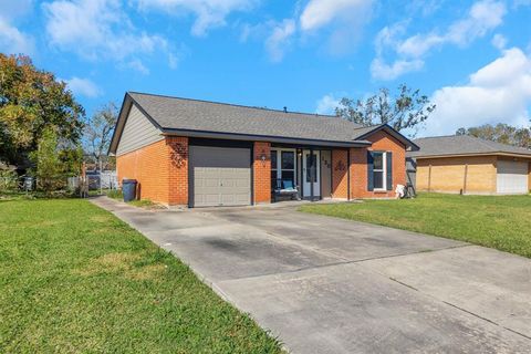 A home in Lake Jackson