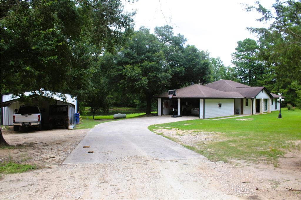 1182 N Old Israel Road, Livingston, Texas image 4