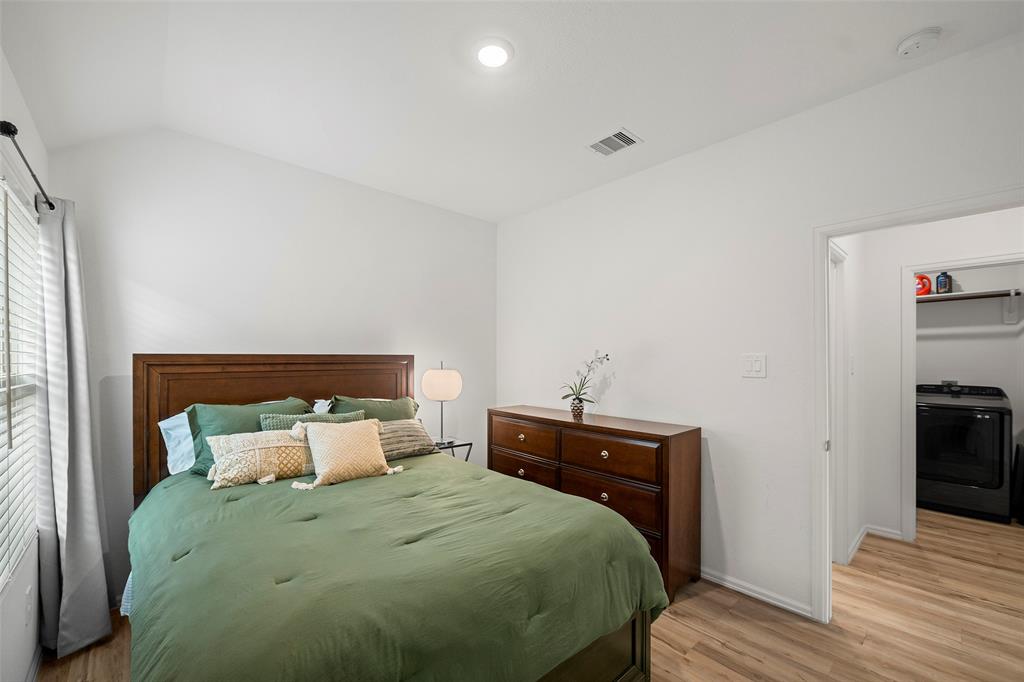 908 Pickering Oak Row, Magnolia, Texas image 10