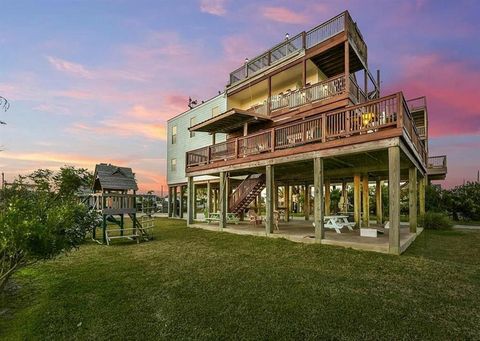 Photo of 1434 8th Street, Dickinson, TX 77539 (MLS # 74859388)