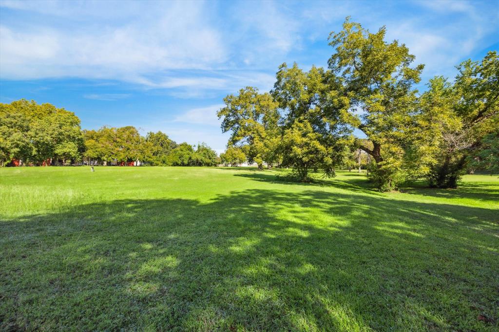 708 Seelhorst Street, Brenham, Texas image 9