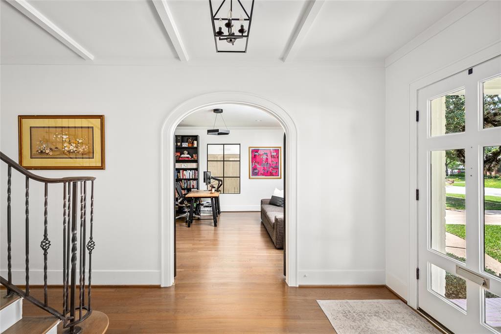 2423 Pelham Drive