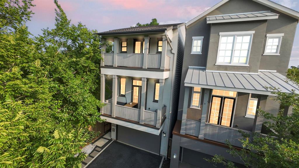 208 Aurora Street B