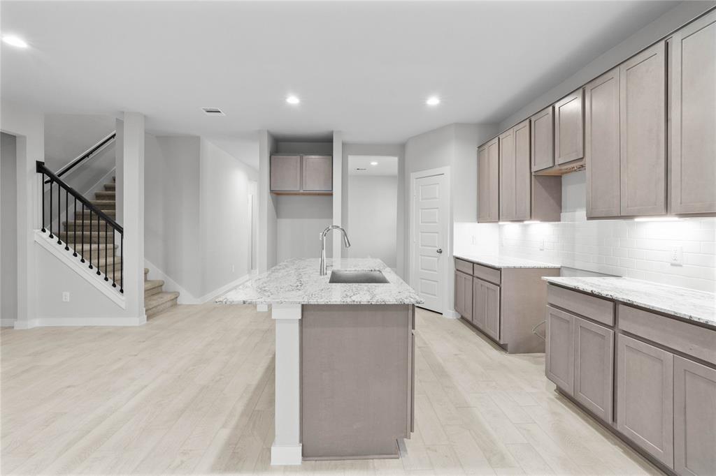 1951 Scarlet Yaupon Way, Conroe, Texas image 7