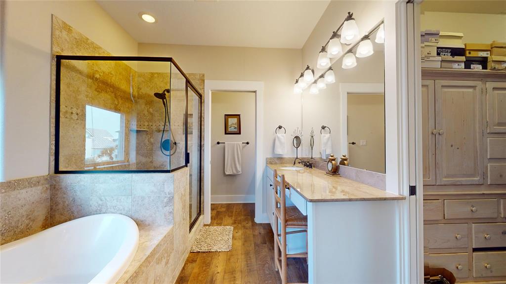 13830 Windlass Circle, Galveston, Texas image 4