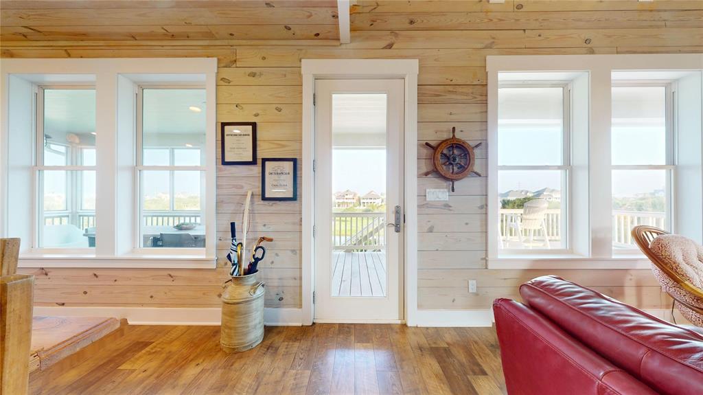 13830 Windlass Circle, Galveston, Texas image 17