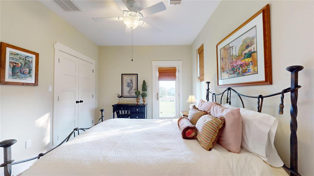 13830 Windlass Circle, Galveston, Texas image 24