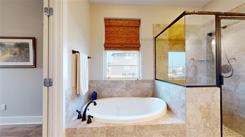 13830 Windlass Circle, Galveston, Texas image 22