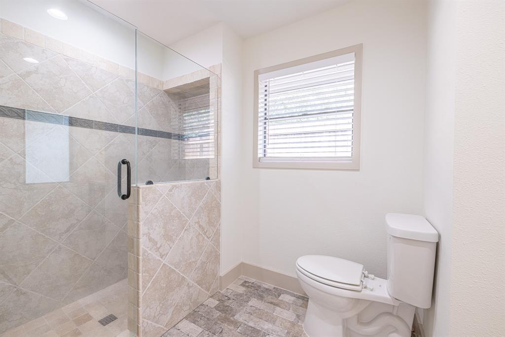 2427 E Briargate Drive, Bryan, Texas image 33