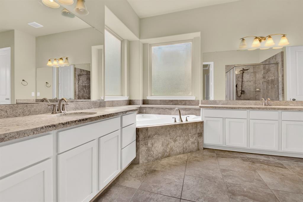 12406 Fort Isabella Court, Tomball, Texas image 25