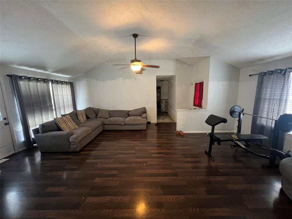 10925 Pecan Drive