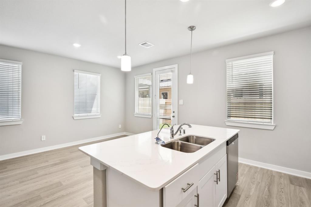 4116 Glowing Hearth Drive, Houston, Texas image 14