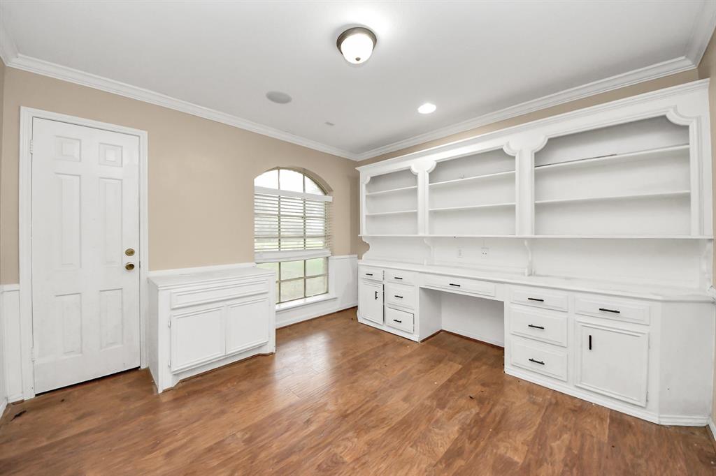 2002 Saddlecreek Drive, Houston, Texas image 30