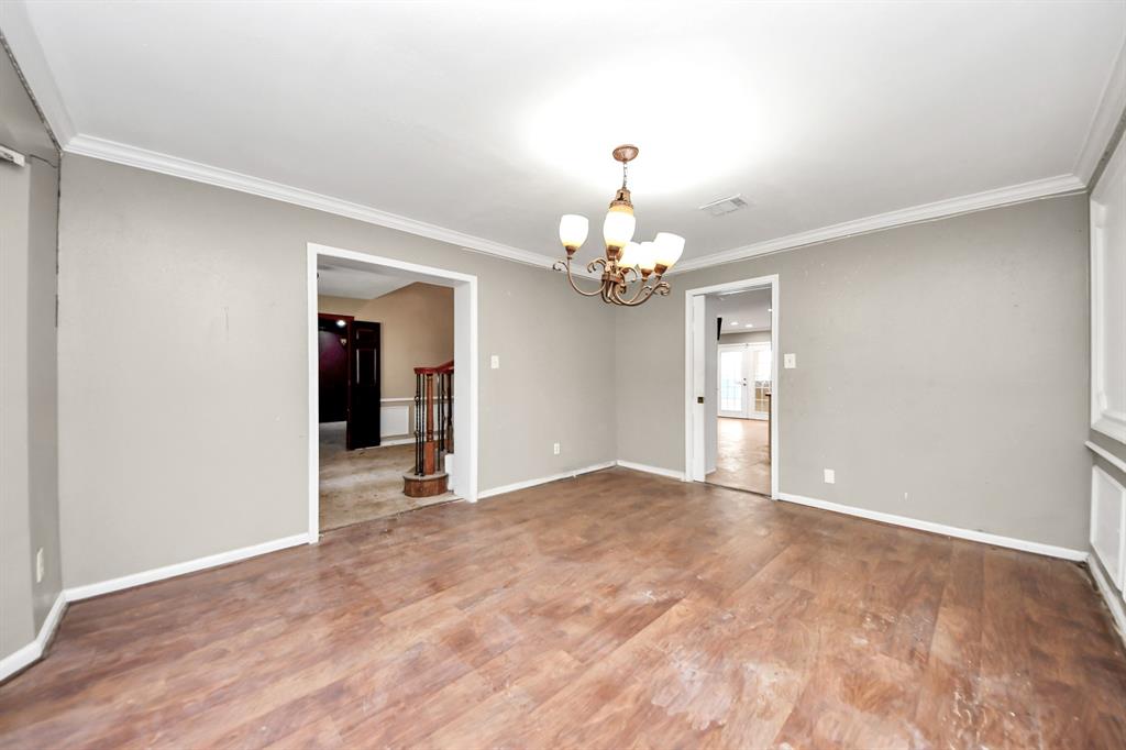 2002 Saddlecreek Drive, Houston, Texas image 15
